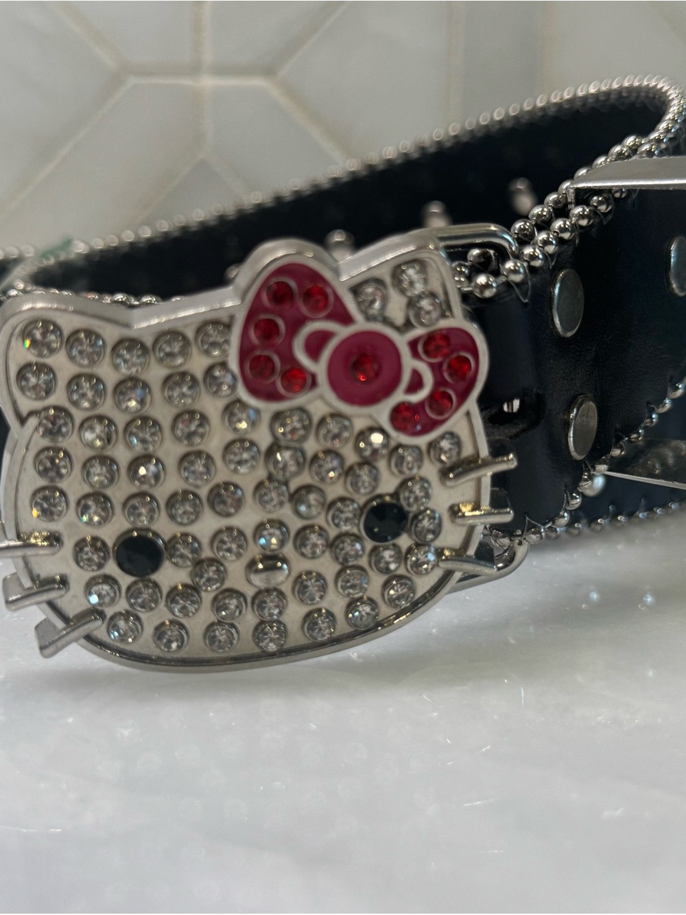 RARE Y2K 2000s Hello Kitty Belt Buckle Rhinestone Crystal Blingy Pink Bow Cutesy